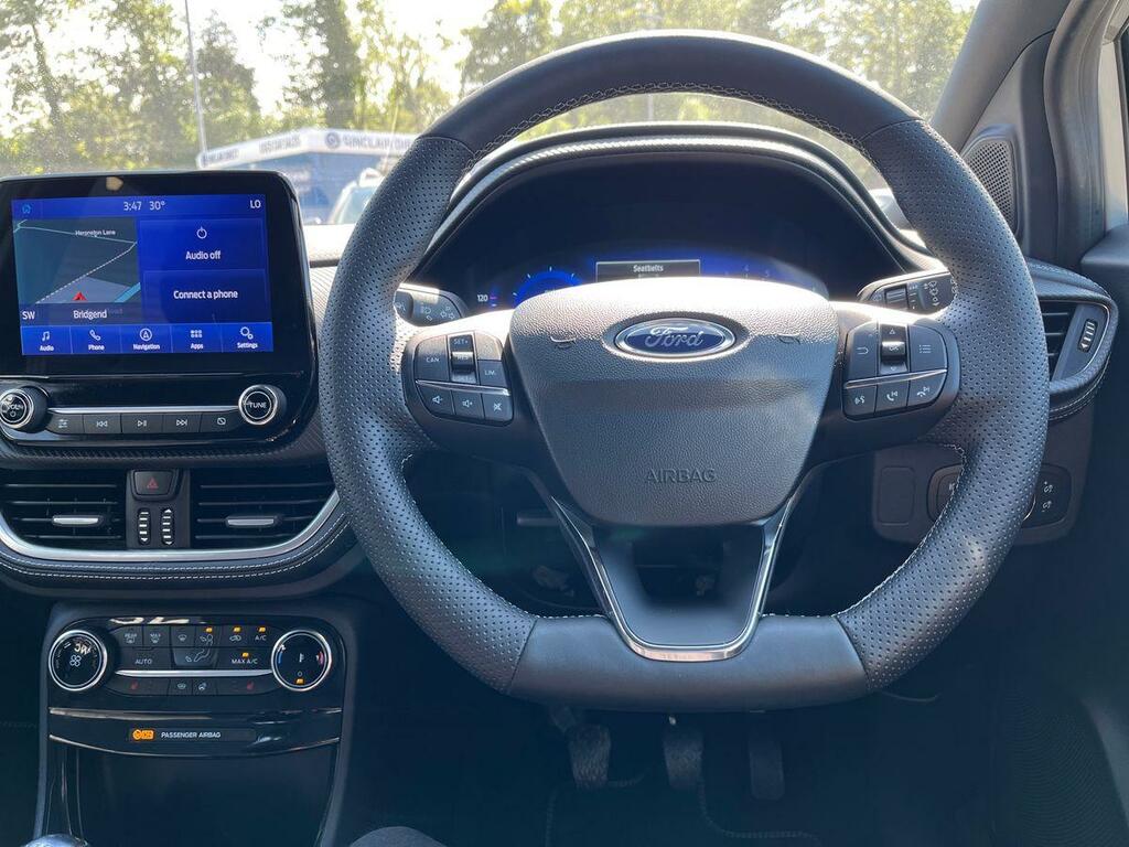Ford Puma St-line White #14