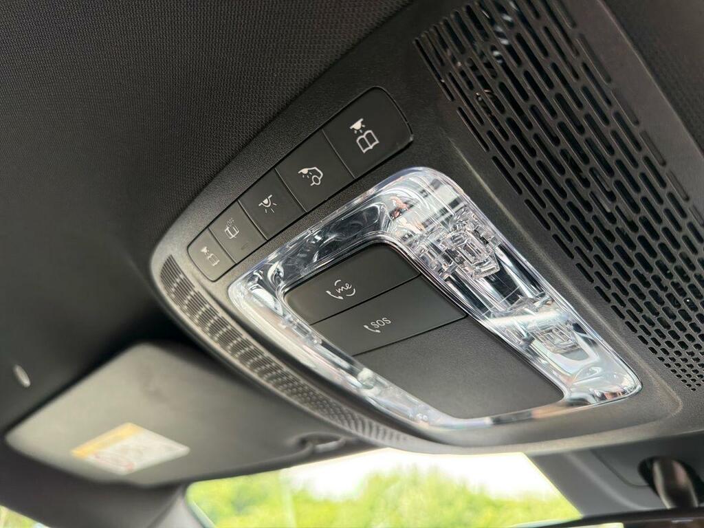 Mercedes-Benz GLB Class Glb 220 D 4Matic Grey #34