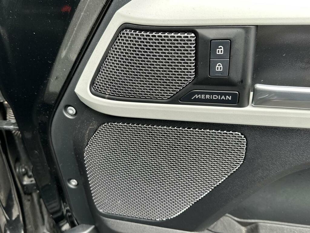 Land Rover Defender 90 3.0 D250 X-dynamic Hse Green #23