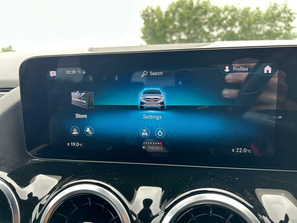 Mercedes-Benz GLA Class Gla 250 E Exclusive Edition White #35