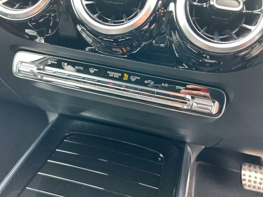 Mercedes-Benz GLA Class Gla 250 E Exclusive Edition White #11