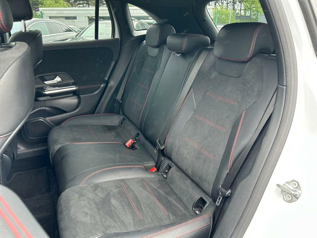 Mercedes-Benz GLA Class Gla 250 E Exclusive Edition White #23