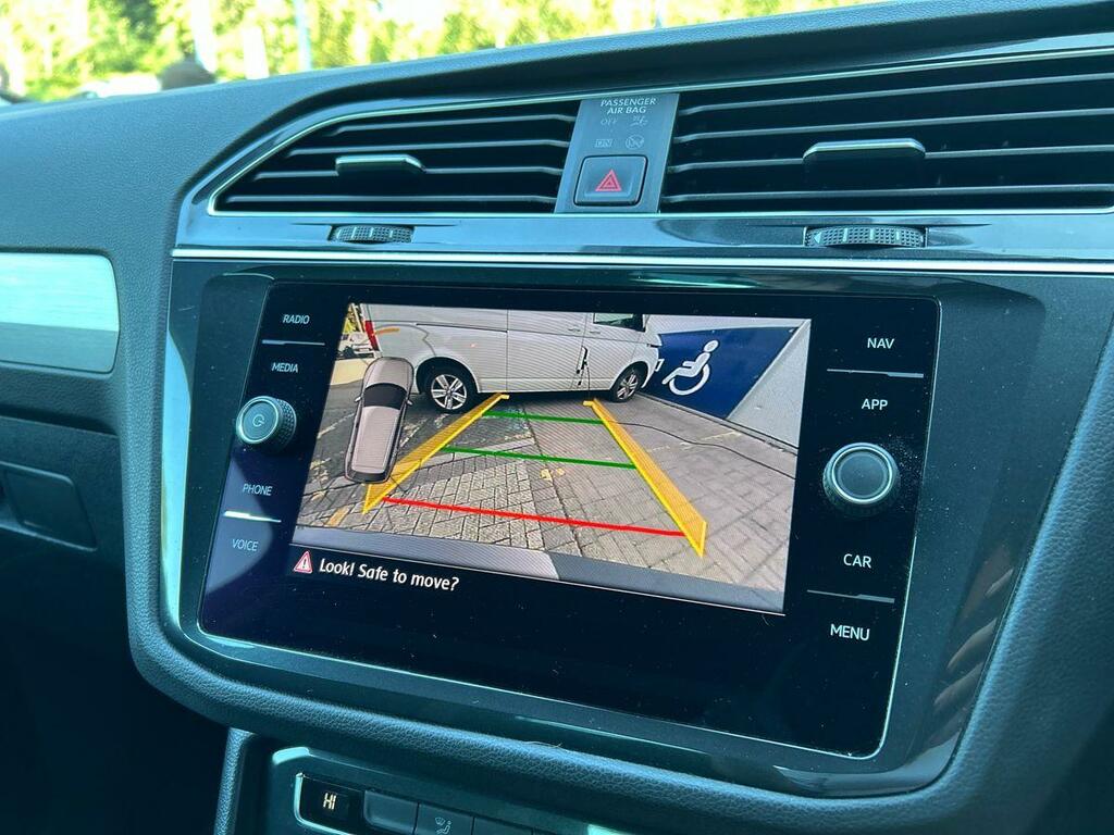 Volkswagen Tiguan R-line Tech Tdi Silver #11