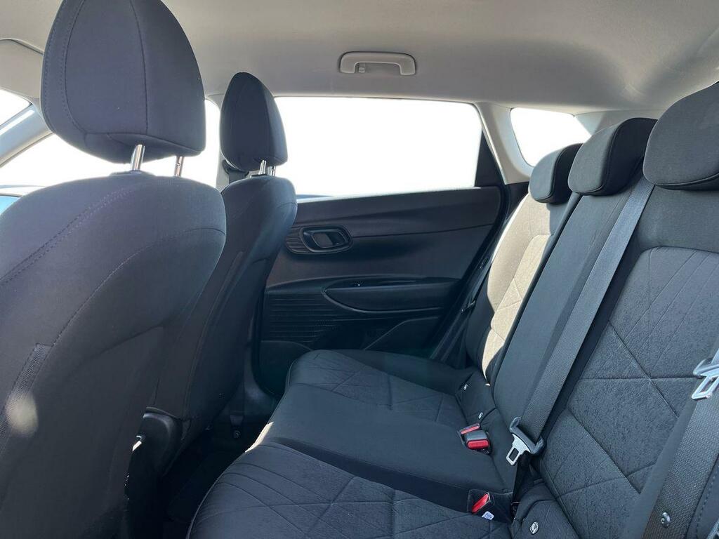 Hyundai Bayon 1.0 T-gdi Mhev Se Connect Suv Hybrid Ma Black #4