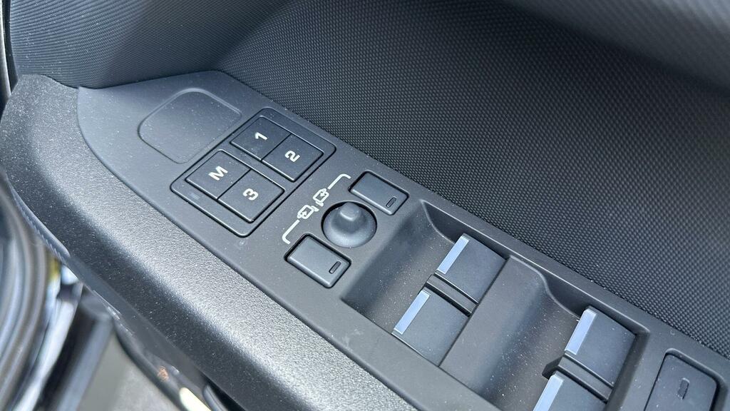 Land Rover Defender 110 X-dynamic Se Grey #25