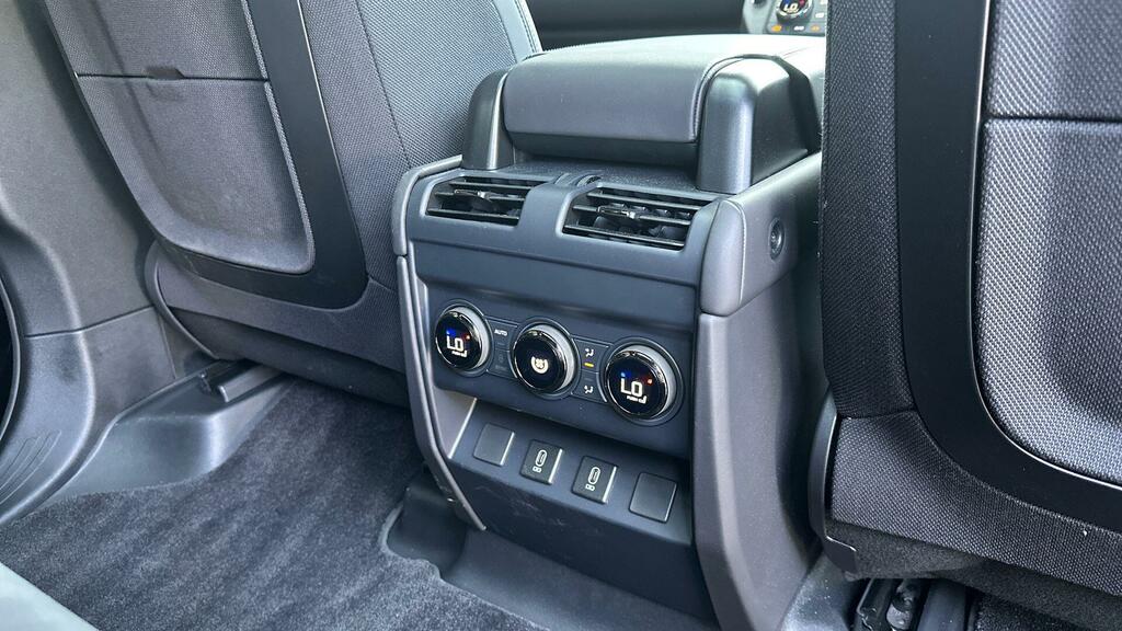 Land Rover Defender 110 X-dynamic Se Grey #18