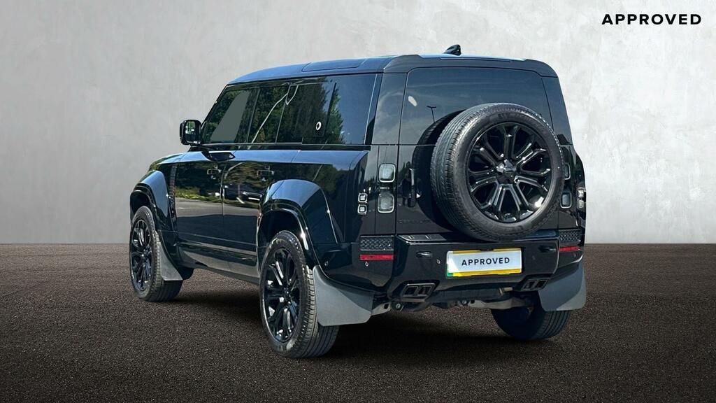 Land Rover Defender 110 4.4 P635 110 Octa Black Black #2