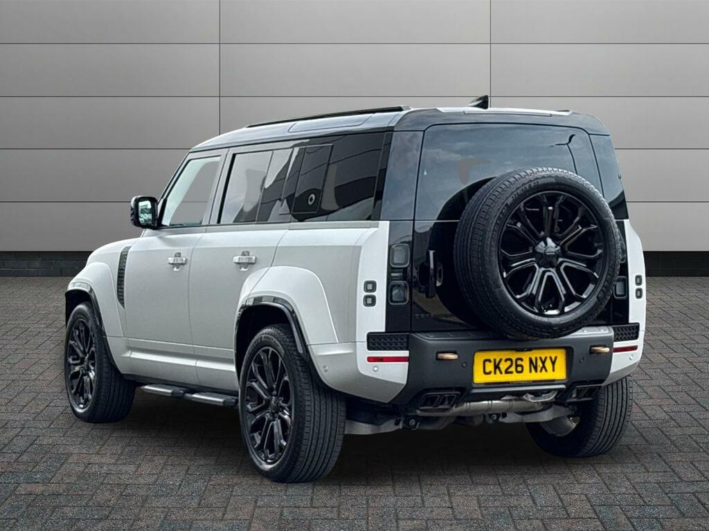 Land Rover Defender 110 4.4 P635 110 Octa Grey #2