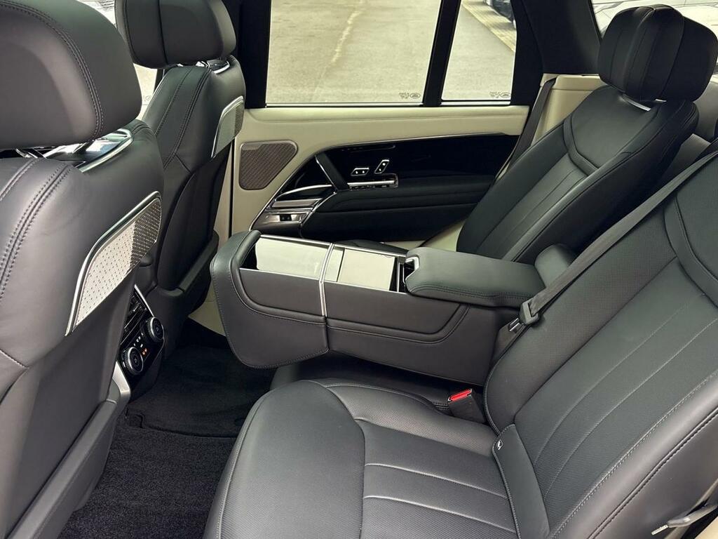 Land Rover Range Rover P440e Se Blue #24