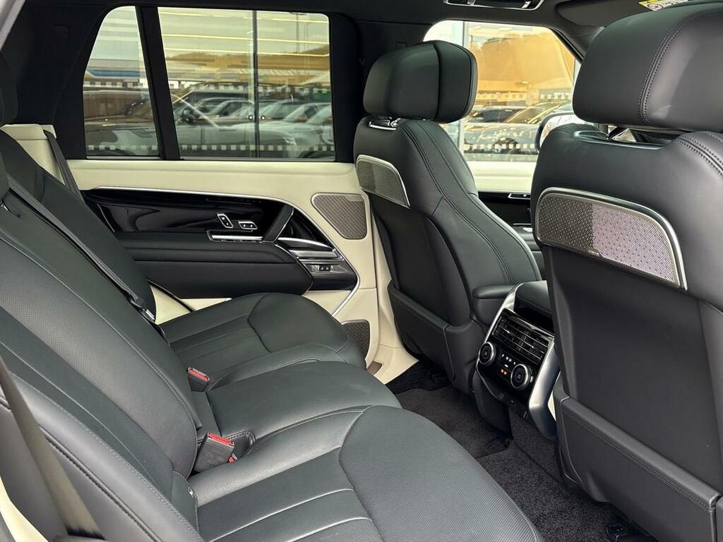 Land Rover Range Rover P440e Se Blue #23
