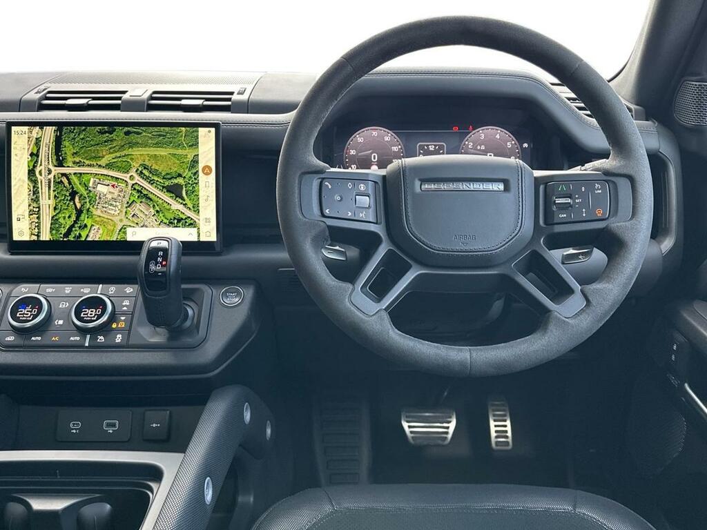 Land Rover Defender 110 X-dynamic Se Black #15