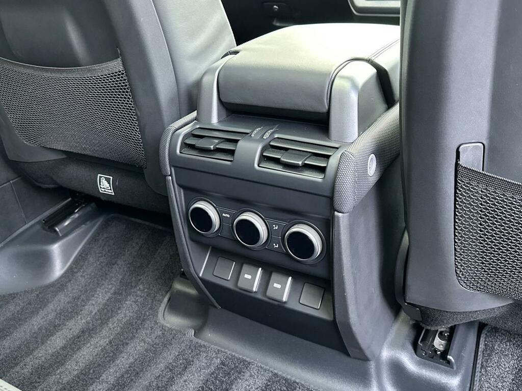 Land Rover Defender 110 X-dynamic Se Black #18