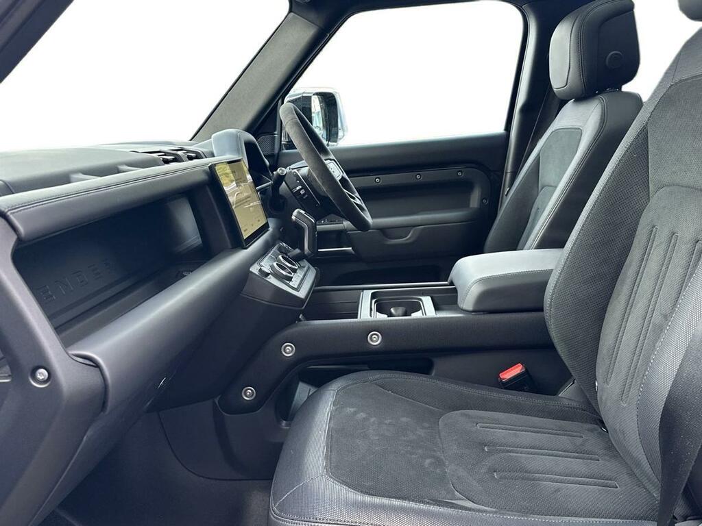 Land Rover Defender 110 5.0 P525 V8 Black #3