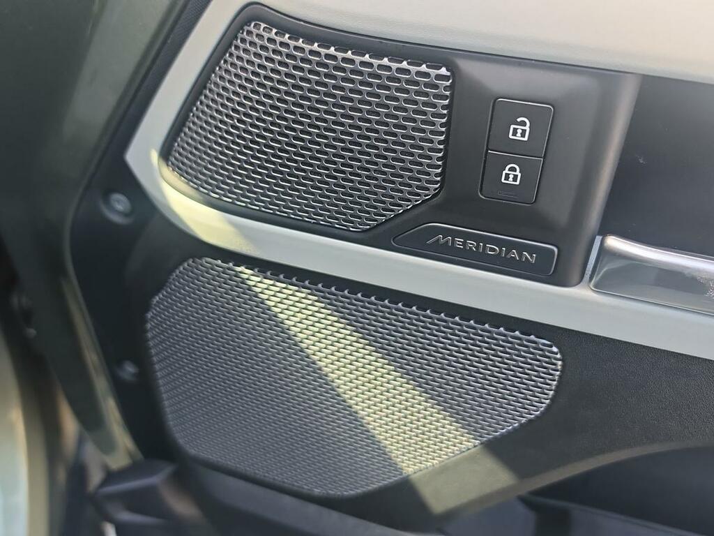 Land Rover Defender 110 Defender X-dynamic S Grey #37