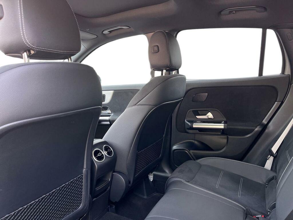 Mercedes-Benz GLA Class 2.0 Gla220d Amg Line Premium Plus 8G-dct 4Matic KM75PNU Grey #4