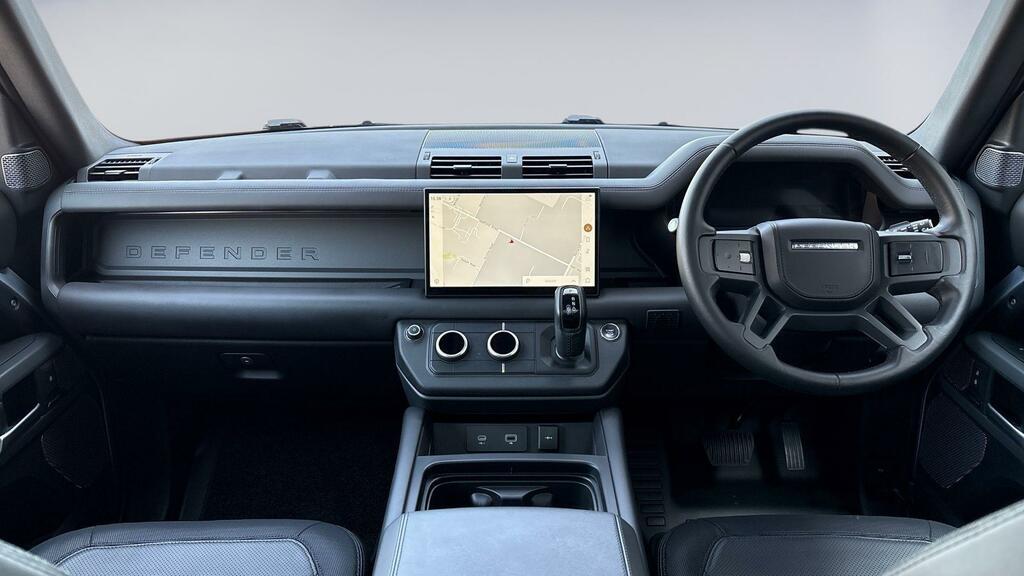 Land Rover Defender 90 X-dynamic Hse Green #9