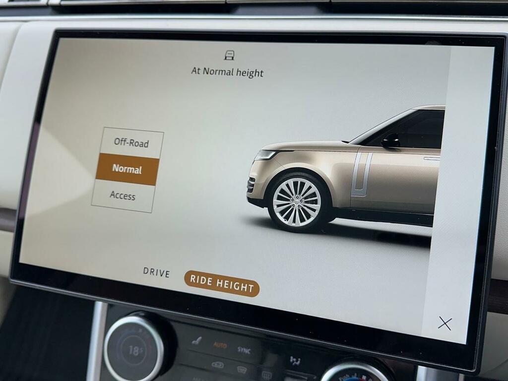 Land Rover Range Rover 3.0 D300 Se Grey #43