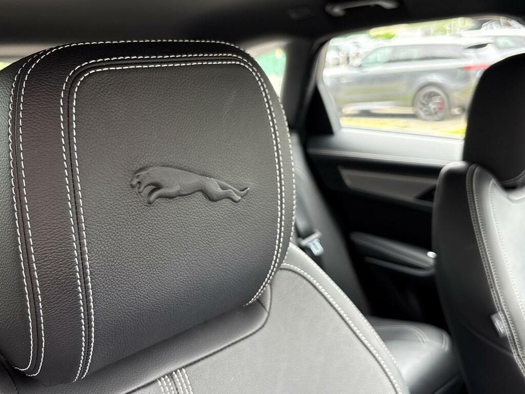 Jaguar F-Pace Suv 2.0 D200 Mhev R-dynamic S Awd Euro 6 Ss White #37