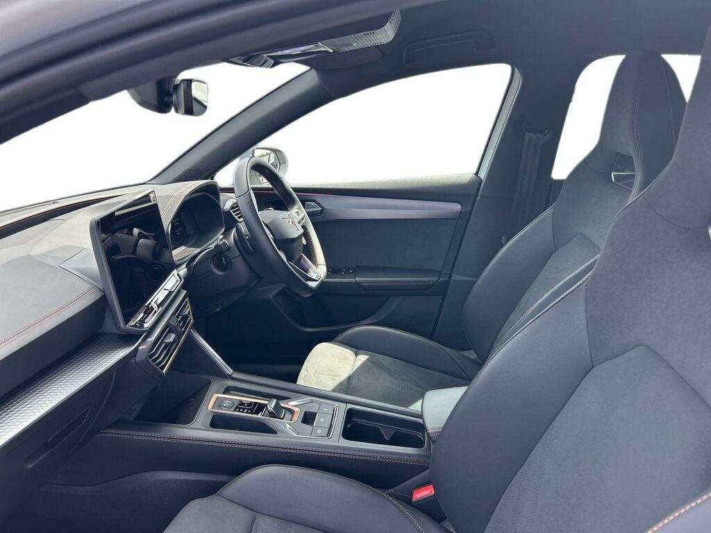 Cupra Leon 1.5 Etsi 150 V2 Dsg White #3
