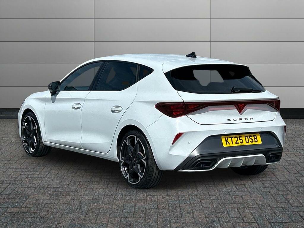 Cupra Leon 1.5 Etsi 150 V2 Dsg White #2