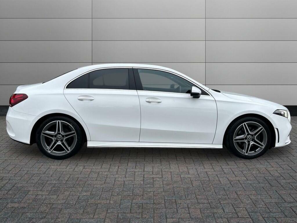 Mercedes-Benz A Class 1.5 A180d Amg Line Euro 6 Ss White #5