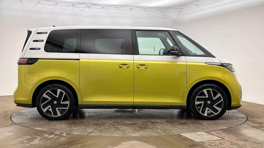 Volkswagen ID.Buzz 150Kw Style Pro 77Kwh Tow Bar230v Sock  #4