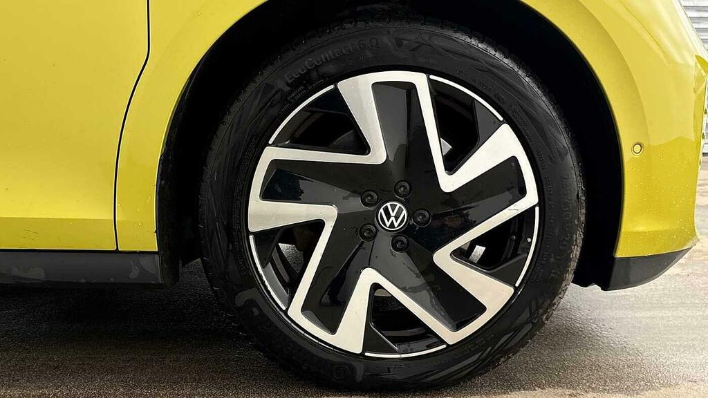 Volkswagen ID.Buzz 150Kw Style Pro 77Kwh Tow Bar230v Sock  #5