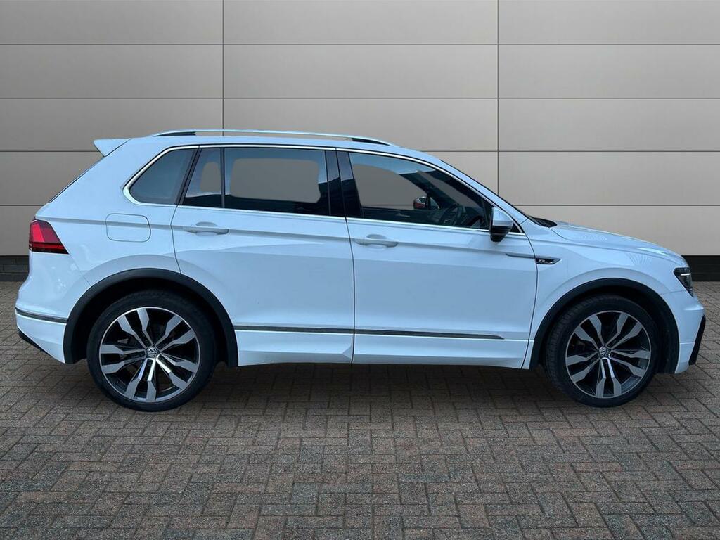Volkswagen Tiguan 2.0 Tdi 150 4Motion R-line Dsg White #5