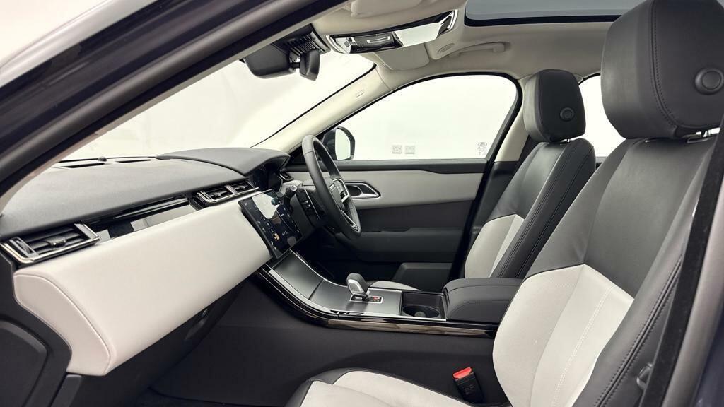 Land Rover Range Rover Velar P400e Dynamic Hse Santorini Black Black #19
