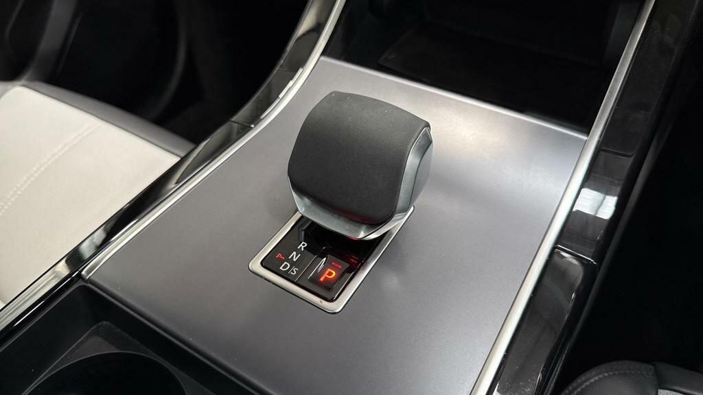 Land Rover Range Rover Velar P400e Dynamic Hse Santorini Black Black #11