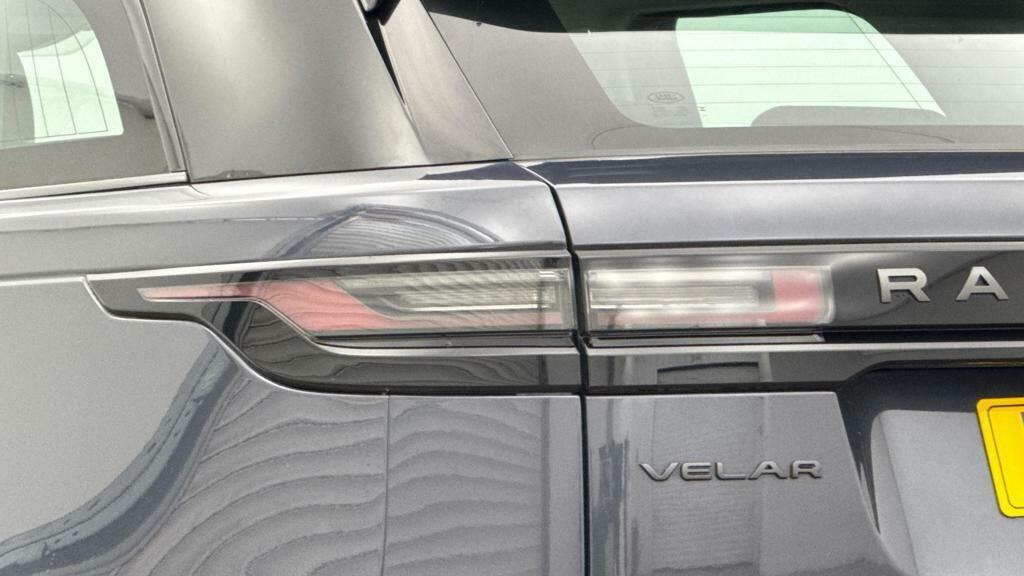 Land Rover Range Rover Velar P400e Dynamic Hse Santorini Black Black #17
