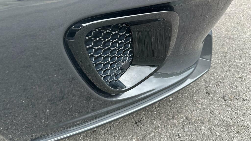 Jaguar F-Type 3.0 Supercharged V6 Chequered Flag Grey #42
