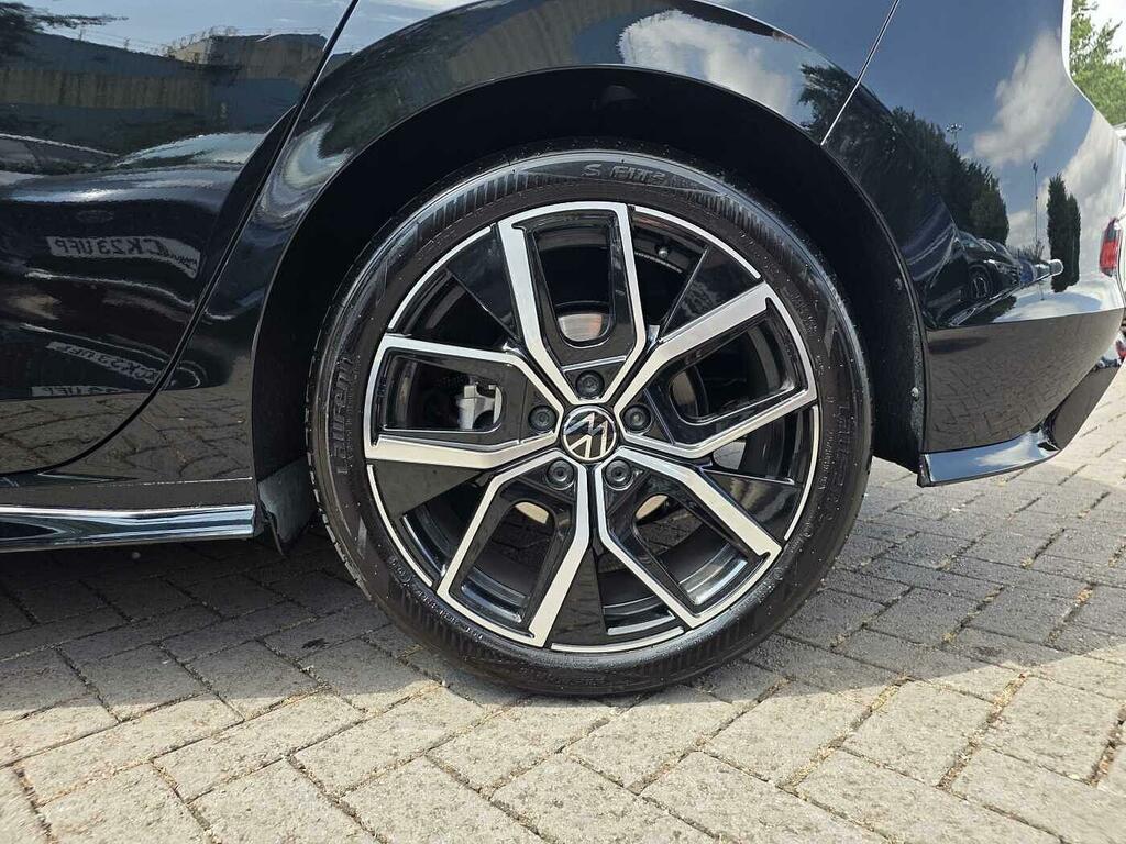 Volkswagen Golf 1.5 Etsi Mhev R-line Dsg Euro 6 Ss CN26WTF Black #5
