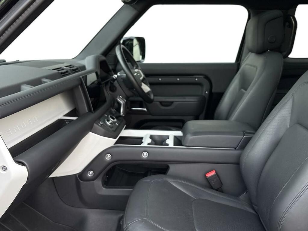 Land Rover Defender 90 3.0 D350 X-dynamic Hse Black #2