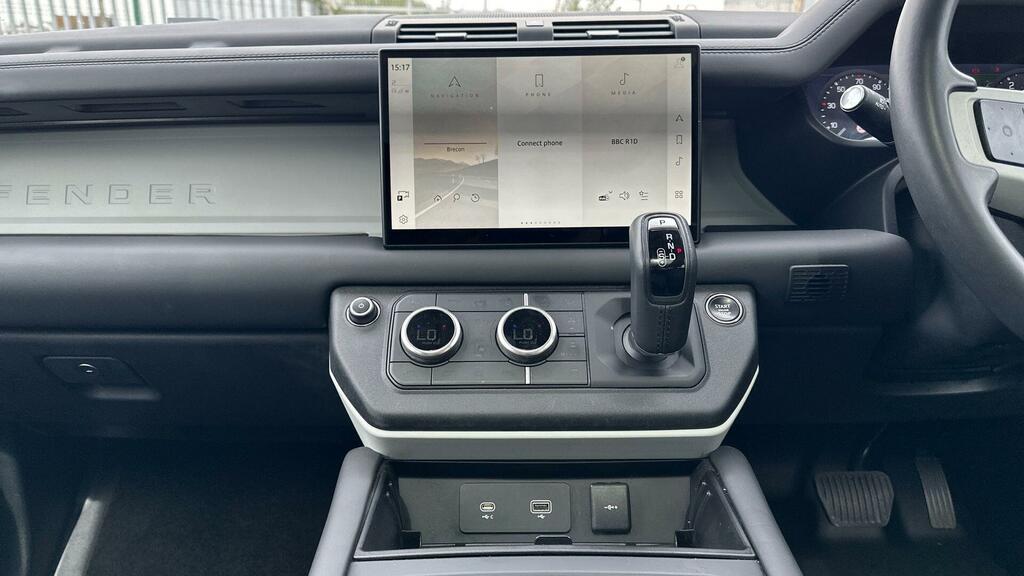 Land Rover Defender 110 110 3.0 Black #14