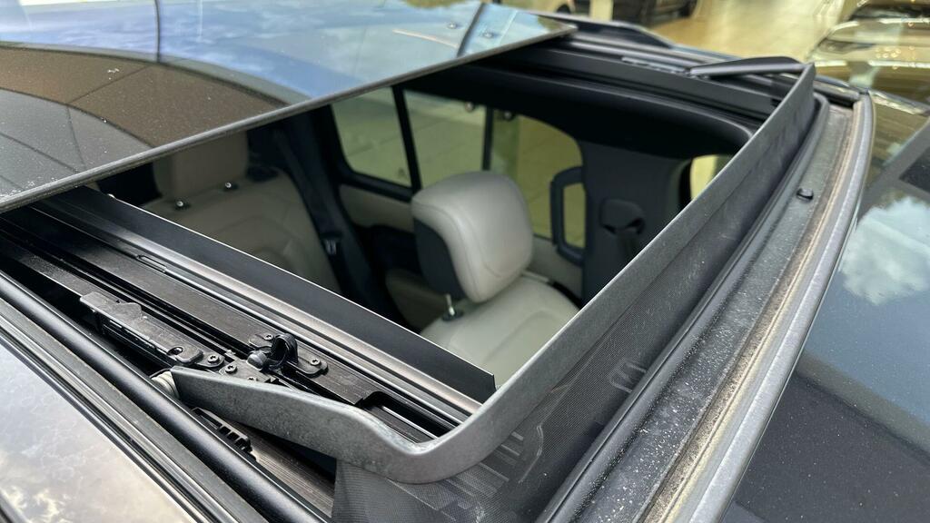 Land Rover Defender 110 Suv Grey #45