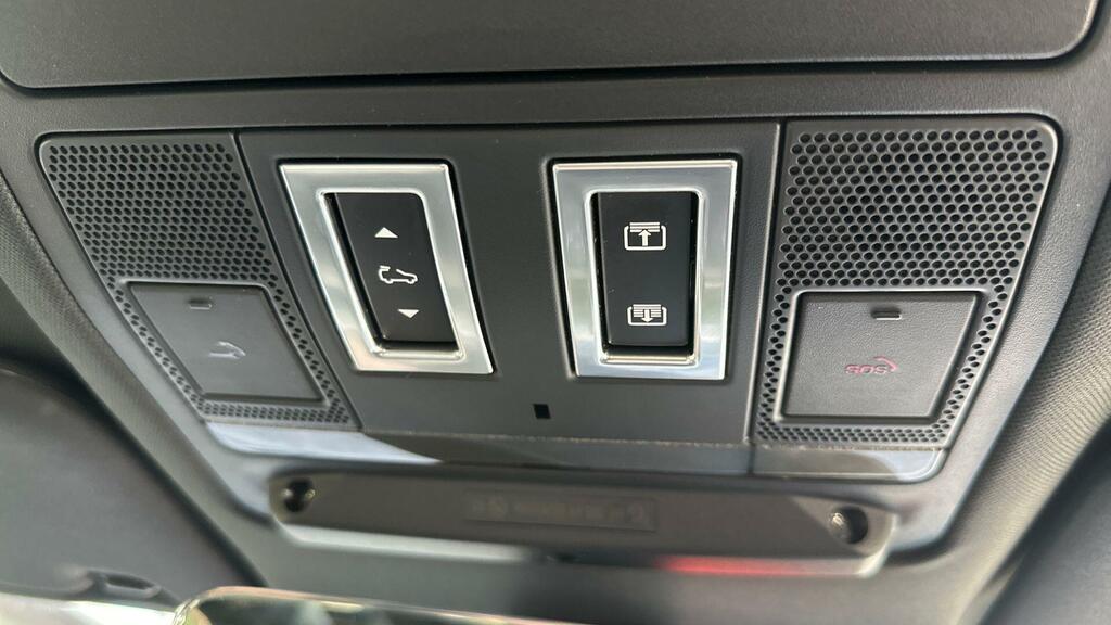 Land Rover Defender 110 Suv Grey #23