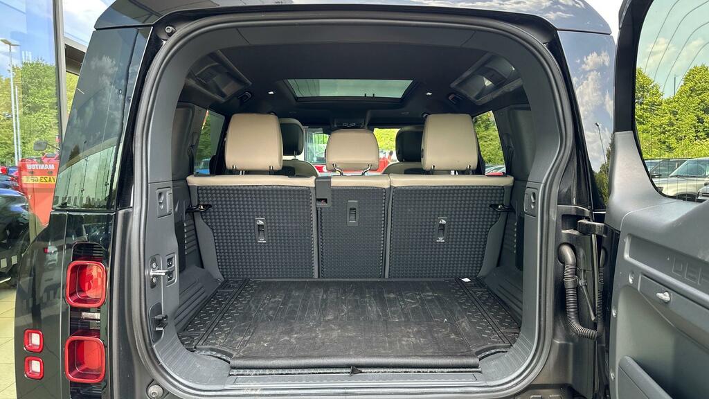 Land Rover Defender 110 Suv Grey #10
