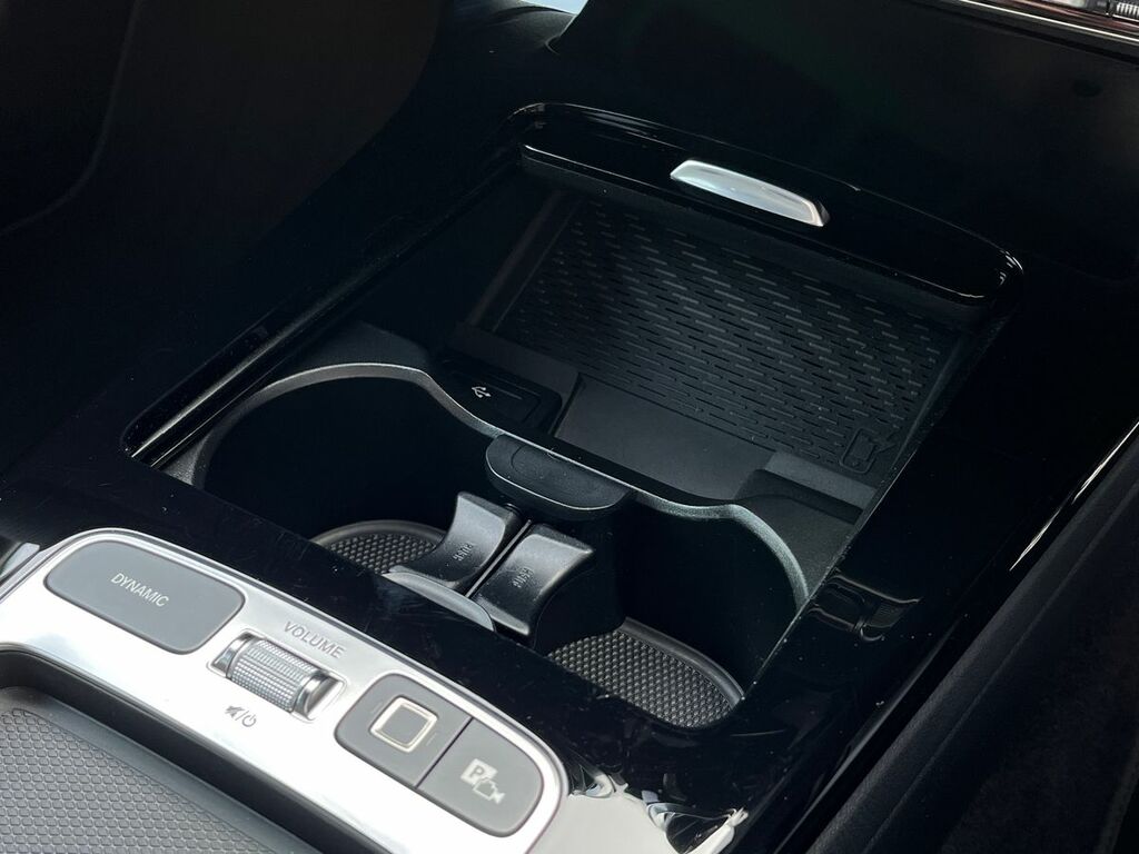 Mercedes-Benz A Class A200 Premier Edition Black #27