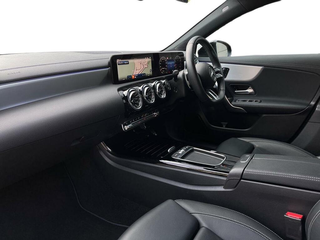 Mercedes-Benz A Class A200 Premier Edition Black #3