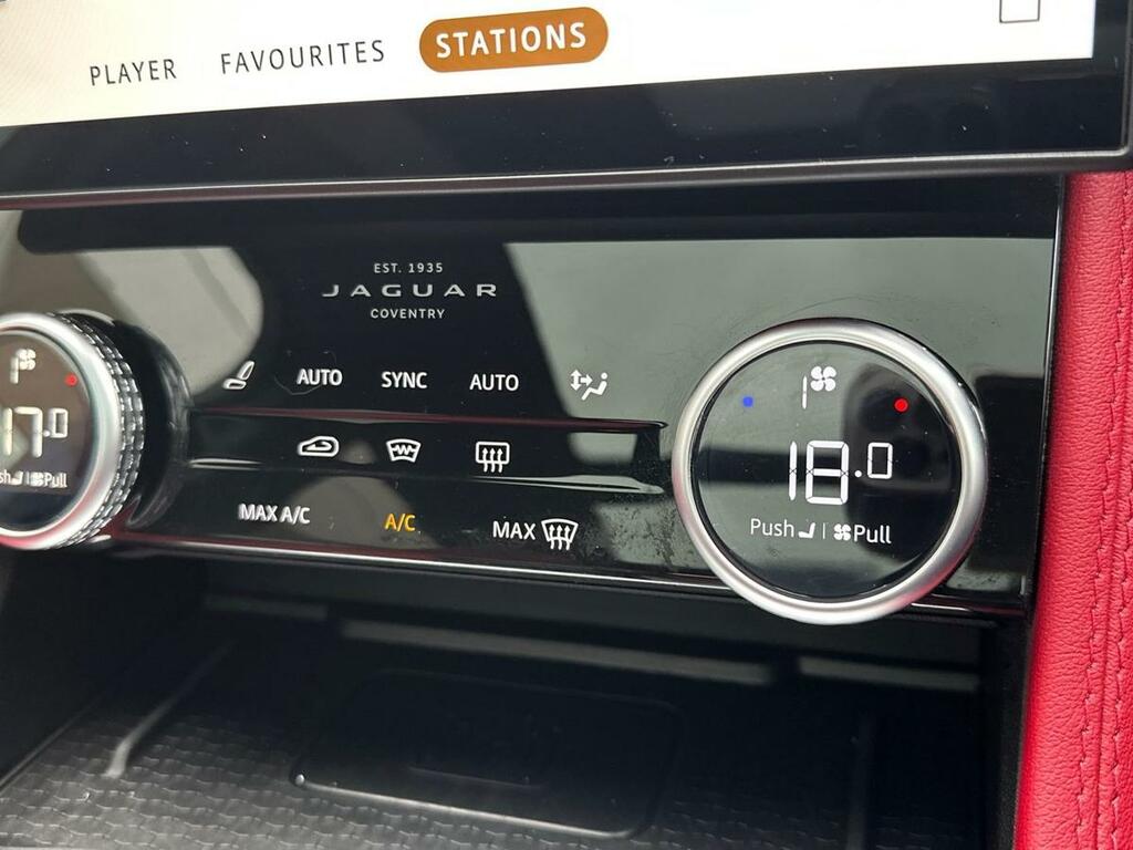 Jaguar F-Pace 2.0 P250i R-dynamic Se Black Suv A Black #38