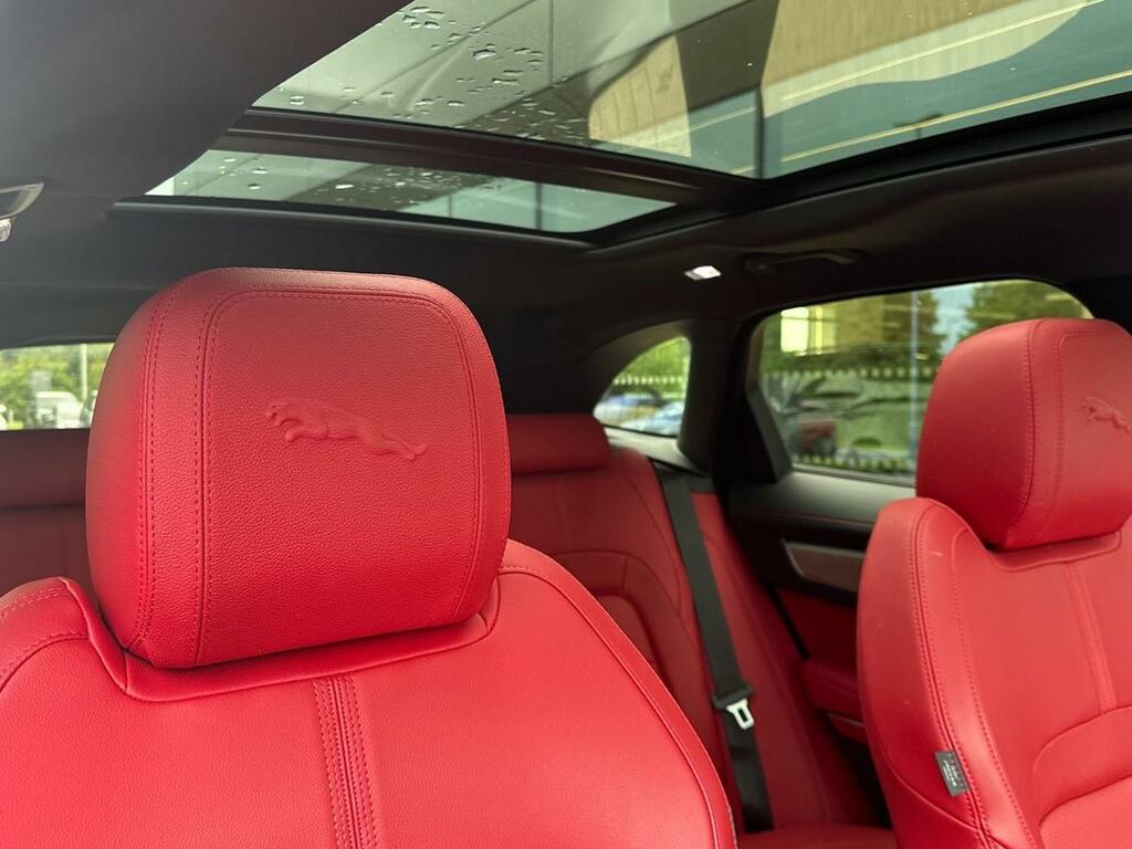 Jaguar F-Pace 2.0 P250i R-dynamic Se Black Suv A Black #42