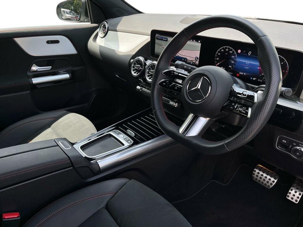 Mercedes-Benz GLA Class Gla 200D Amg Line Premium Grey #20