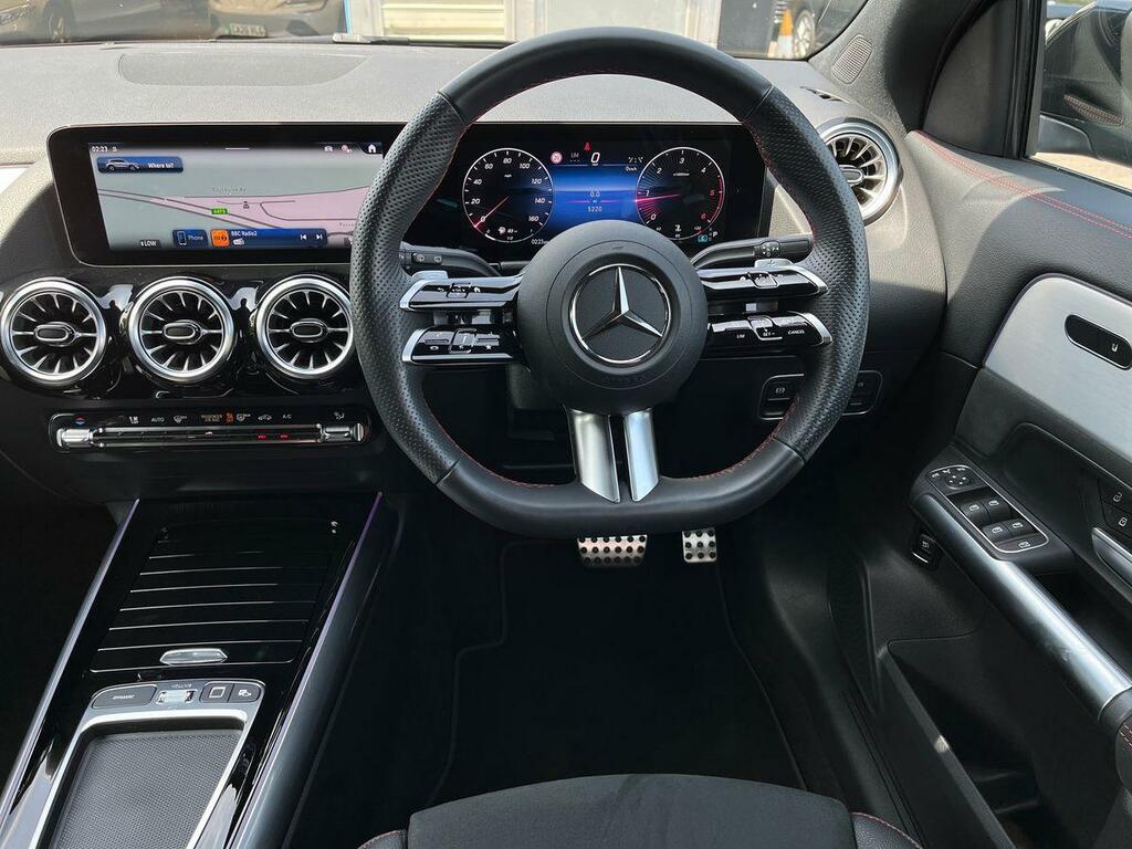 Mercedes-Benz GLA Class Gla 200D Amg Line Premium Grey #14