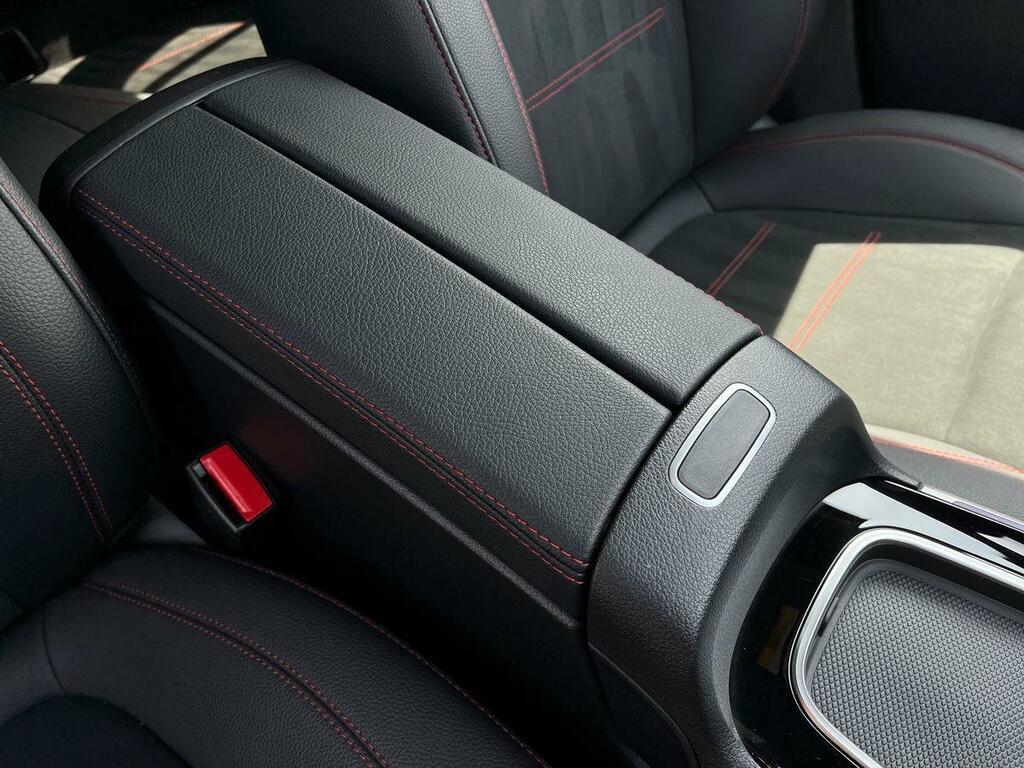 Mercedes-Benz GLA Class Gla 200D Amg Line Premium Grey #26