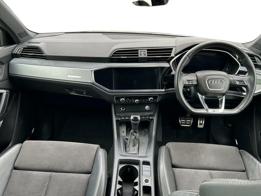 Audi Q3 35 Tfsi Sport  #9