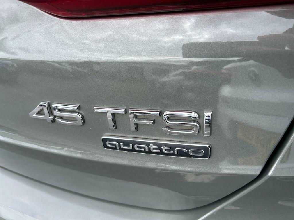 Audi Q3 35 Tfsi Sport  #23