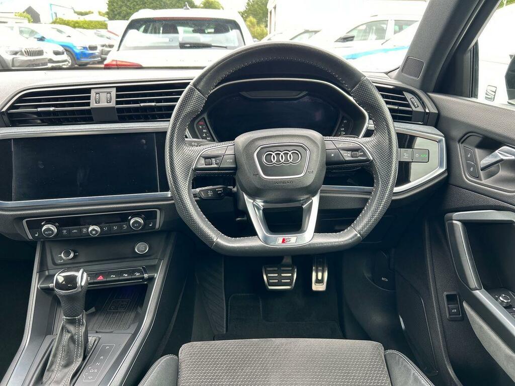 Audi Q3 35 Tfsi Sport  #14