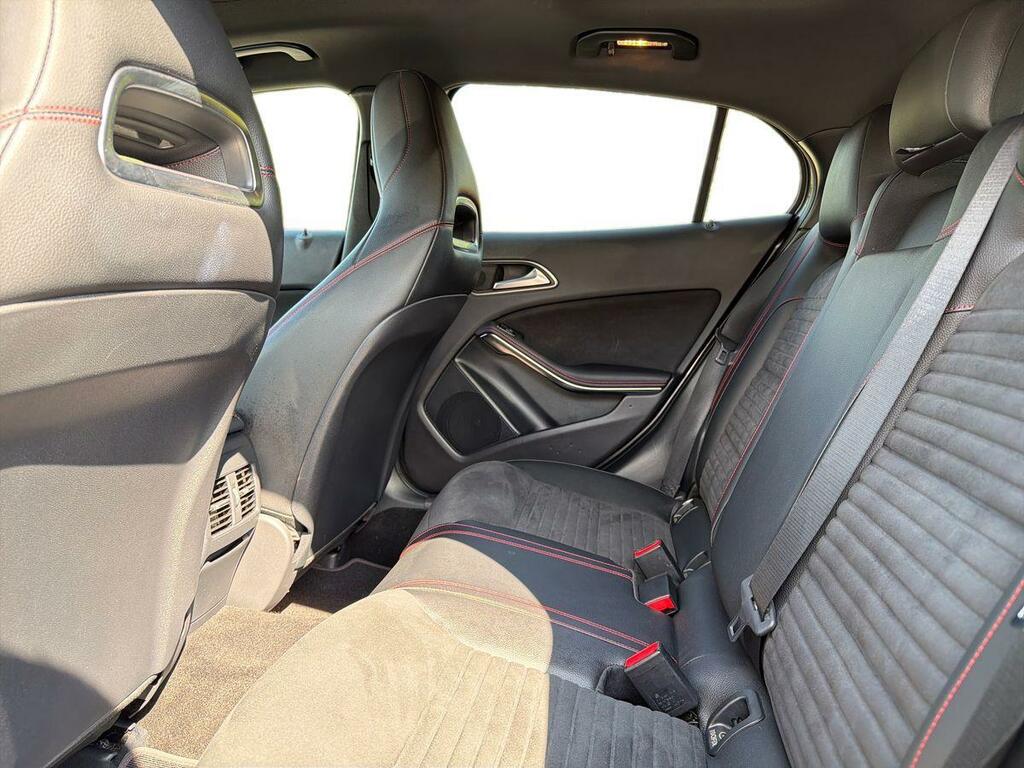 Mercedes-Benz GLA Class 1.6 Gla200 Amg Line Edition Plus 7G-dct Euro 6 Grey #4