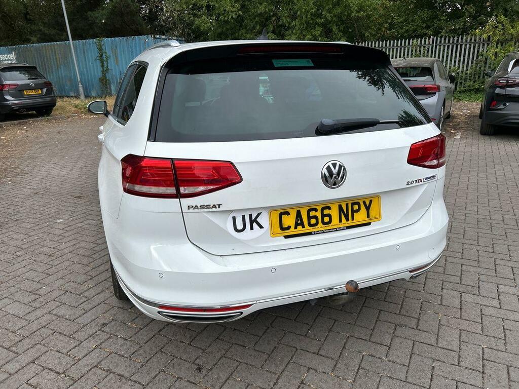Volkswagen Passat Volkswagen Passat Bluemotion Black #19